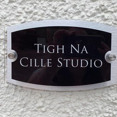 Tigh Na Cille Studio, Тинилт Екстериор снимка